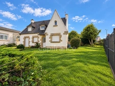 EXCLUSIVITÉ - Maison de ville à vendre 6 pièces à Chateauneuf-du-faou (29) DPE D