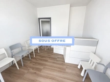 Local/bureau à vendre CARHAIX PLOUGUER (29)
