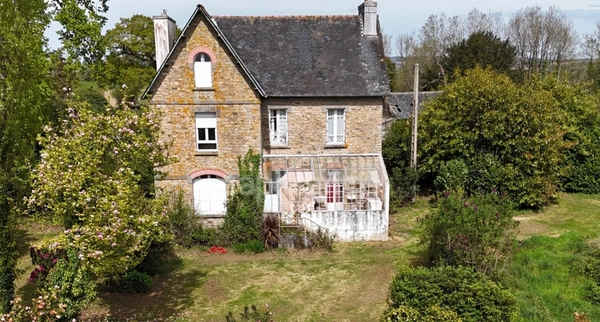 Magnifique propriété à vendre 6 pièces PLONEVEZ-DU-FAOU (29) 2,4 hectares