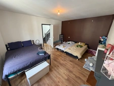 EXCLUSIVITÉ - Maison mitoyenne avec jardin à vendre 7 pièces à Pleyben
