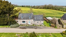 EXCLUSIVITÉ - Maison à vendre 5 pièces LANDELEAU (29) VIE DE PLAIN PIED POSSIBLE
