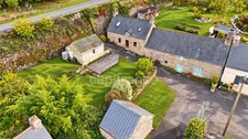 EXCLUSIVITÉ - Deux maisons à vendre avec jardin et dépendances  (22)