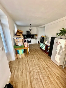 INVESTISSEURS Immeuble à vendre POULLAOUEN (29)