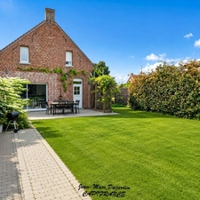 SAMEON - LONGERE EN SEMI PLAIN-PIED - 160m² - 4 chambres