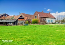  WARLAING (59) - Authentique corps de ferme à rénover, en bord de Scarpe