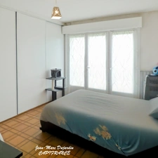 Bruille-lez-Marchiennes (59490) – Propriété familiale 202 m² – 5 chambres – 4 200 m² de terrain – 268 000 € FAI