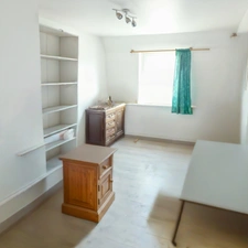 Maison  + Bureau avec vitrine + Grange – Idéal Artisan / Commerce – Marchiennes