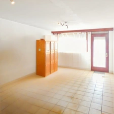 Maison  + Bureau avec vitrine + Grange – Idéal Artisan / Commerce – Marchiennes