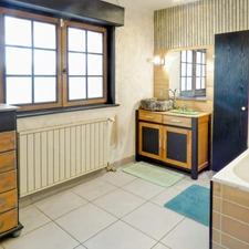 Bruille-lez-Marchiennes (59490) – Propriété familiale 202 m² – 5 chambres – 4 200 m² de terrain – 268 000 € FAI