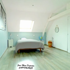 SAMEON - LONGERE EN SEMI PLAIN-PIED - 160m² - 4 chambres