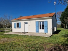 Maison à vendre 4 pièces MONTENDRE (17)- 77 m² habitables-Terrain 1 336 m².
