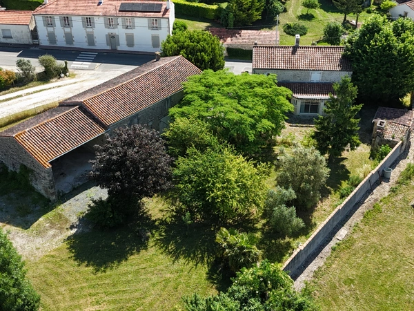 Maison à vendre 5 pièces SAINT CREPIN (17)