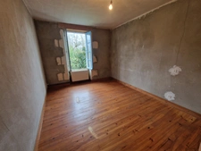 Maison à vendre 4 pièces PUYROLLAND (17)- 95 m² habitables-dépendance 100 m²- garage/atelier 46 m²