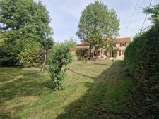 Maison à vendre 6 pièces proche de SURGERES (17)- 160 m² habitables- jardin- garage- dépendances