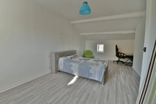 Maison à vendre 8 pièces proche de TONNAY CHARENTE (17)