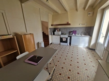 Maison à vendre 4 pièces SAINT JEAN D'ANGELY (17)- 89 m² habitables - garage - jardin