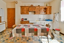 Maison à vendre 5 pièces TONNAY BOUTONNE (17)- 148 m² habitables - 4 chambre - jardin - garage