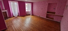 Dpt Charente Maritime (17), à vendre TONNAY BOUTONNE maison P6 de 146 m² - Terrain de 515,00 m² 
