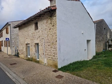 Maison à vendre 2 pièces LANDES (17)