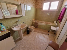 Dpt Charente Maritime (17), à vendre TONNAY BOUTONNE maison P6   
