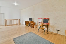 Propriete à vendre 7 pièces- 227 m² habitables - proche de SAINT JEAN D'ANGELY(17) 2 100 m² de terrain.