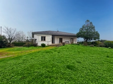 Maison à vendre 10 pièces proche de TONNAY CHARENTE (17)-320 m² habitables-garage- jardin 5 500 m².