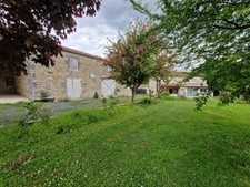 Maison à vendre 5 pièces SAINT CREPIN (17)