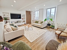 Maison à vendre 9 pièces TONNAY BOUTONNE(17)-240 m² habitables, 9 piéces- jardin-garage