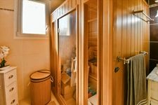 Maison à vendre 6 pièces proche de TONNAY BOUTONNE (17)- 183 m² habitables-Jardin- Piscine