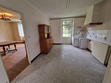 Maison à vendre 4 pièces PUYROLLAND (17)- 95 m² habitables-dépendance 100 m²- garage/atelier 46 m²