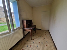 Maison à vendre 4 pièces PUYROLLAND (17)- 95 m² habitables-dépendance 100 m²- garage/atelier 46 m²