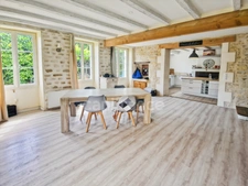 Maison à vendre 7 pièces proche de SAINT JEAN D'ANGELY (17)- 198 m² habitables - jardin - piscine - garage