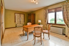 Maison à vendre 10 pièces TONNAY BOUTONNE (17)-320 m² habitables-garage- jardin 5 500 m².