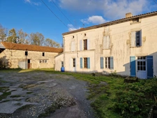 Maison à vendre 6 pièces TONNAY BOUTONNE (17)