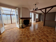 Maison à vendre 4 pièces SAINT JEAN D'ANGELY (17) 95 m² habitables- garage- jardin