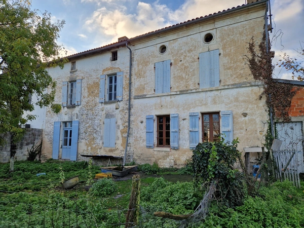 Maison à vendre 6 pièces TONNAY BOUTONNE (17)