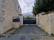 Maison à vendre 5 pièces SAINT CREPIN (17)