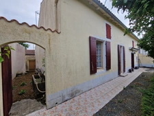 Maison à vendre 3 pièces TONNAY BOUTONNE proche (17)