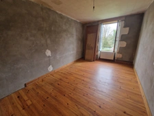 Maison à vendre 4 pièces PUYROLLAND (17)- 95 m² habitables-dépendance 100 m²- garage/atelier 46 m²