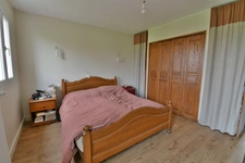 Maison à vendre 10 pièces SURGERES Proche (17)- 295 m² habitables-dépendance- jardin avec piscine
