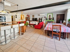Maison à vendre 6 pièces SAINT JEAN D'ANGELY (17)- Ensemble immobilier de deux logements