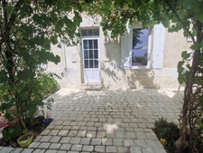 Maison à vendre 6 pièces Proche SAINT JEAN D'ANGELY (17)