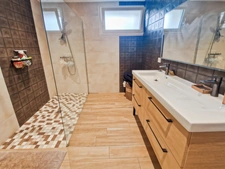 Maison à vendre 8 pièces SAINT CREPIN (17)