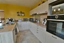 Maison à vendre 10 pièces SURGERES Proche (17)- 295 m² habitables-dépendance- jardin avec piscine