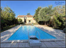 Maison à vendre 5 pièces, calme, piscine, 