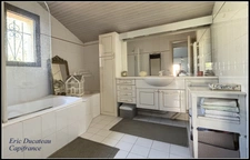 Maison à vendre 5 pièces, calme, piscine, 