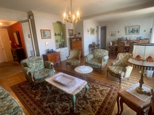 Appartement hyper centre Montluçon T5, 3 chambres, avec cave et parking couvert privé