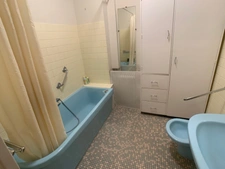 Appartement hyper centre Montluçon T5, 3 chambres, avec cave et parking couvert privé
