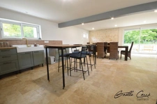 Ensemble immobilier de 3 maisons + grand terrain
