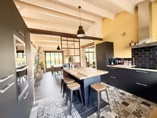 Single-storey Charentaise house with swimming pool, 154 m², near La Rochelle (17)